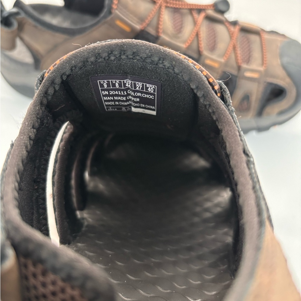 Skechers womens Brown Leather-Closed-Toe Sport Sandals size 9 - Picture 8 of 8